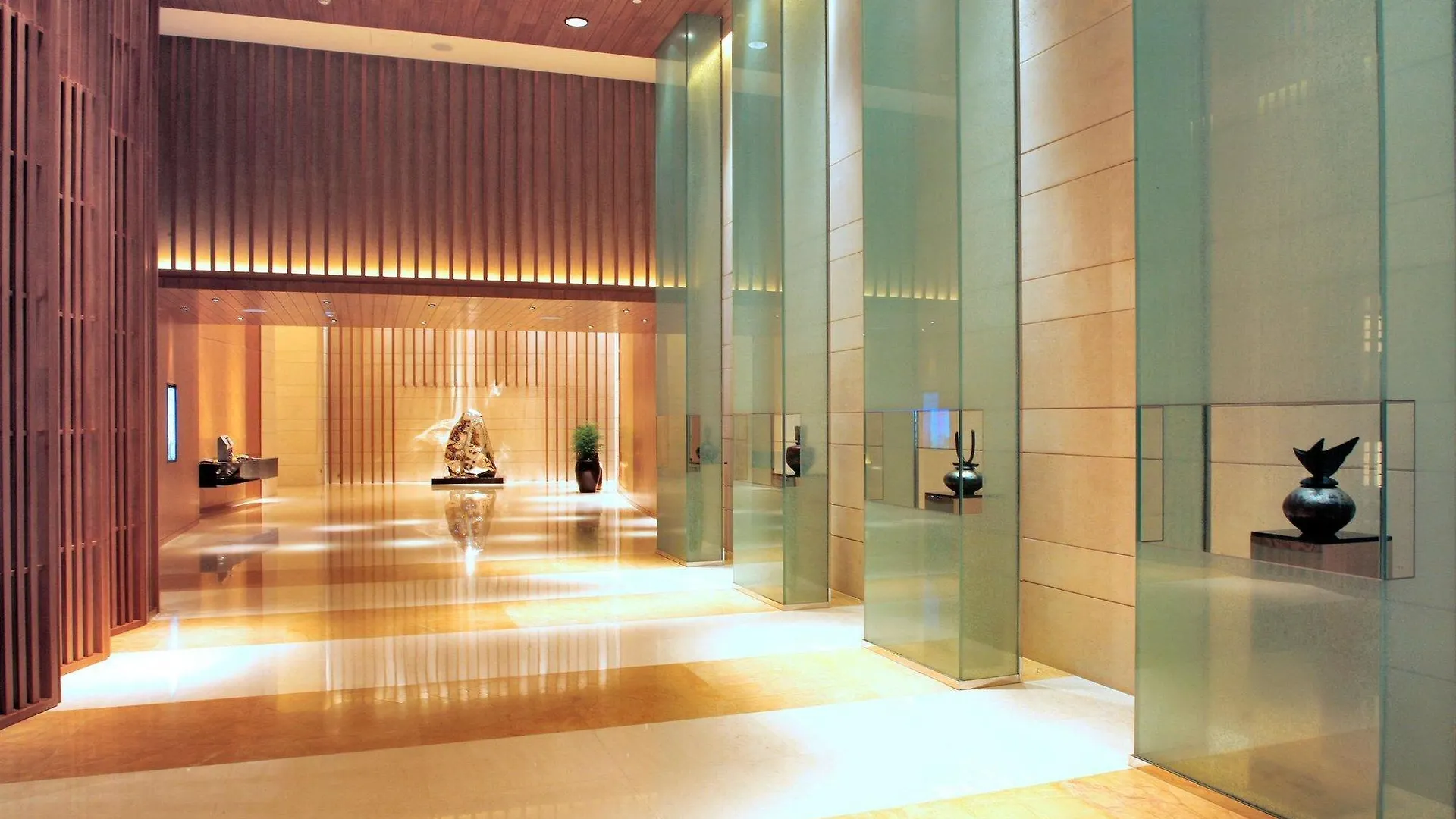 Hotel Okura Macau 5*,  China