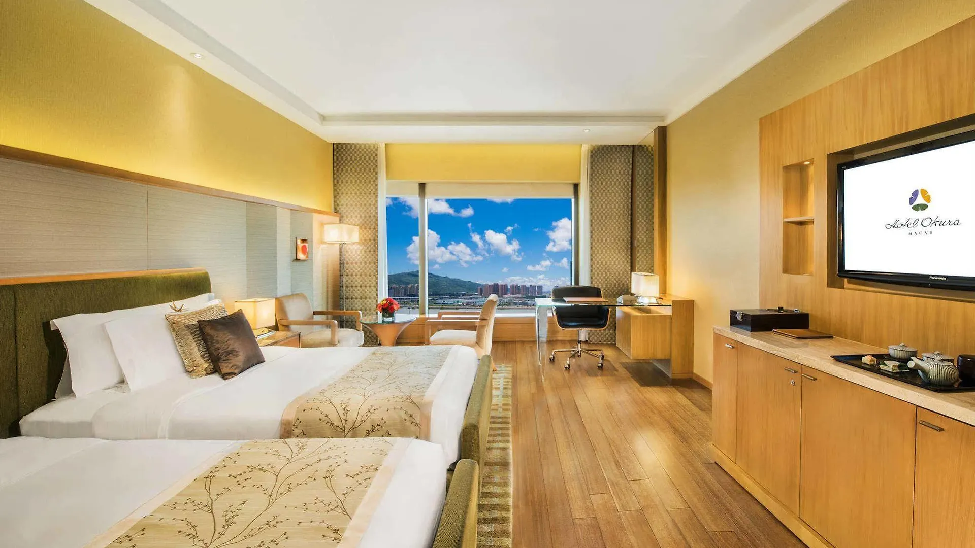 Hotel Okura Macau 5*,  China
